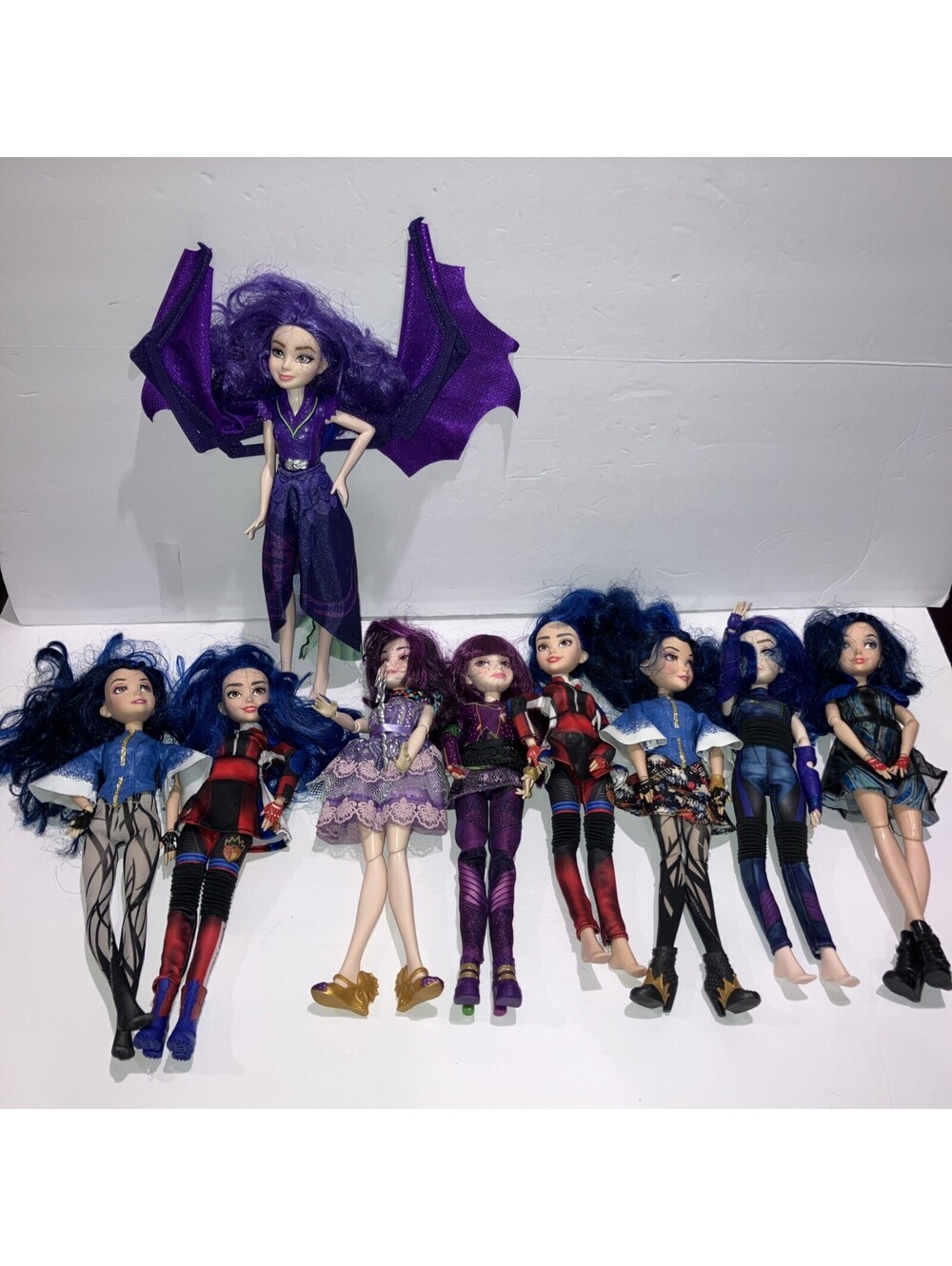 Lot Of 9 Disney Descendants Dolls Great Lot ”LOOK”